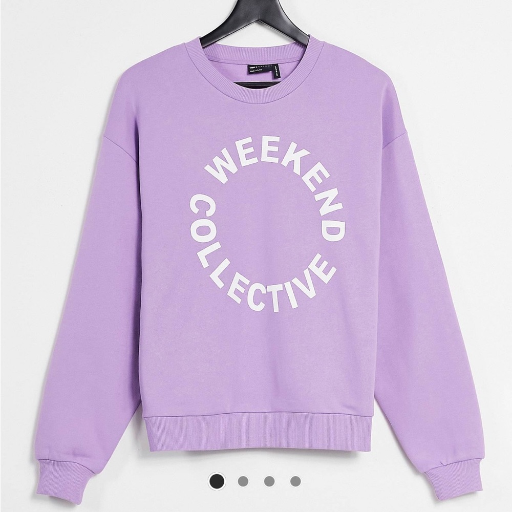 Oversized lilac sweatshirt